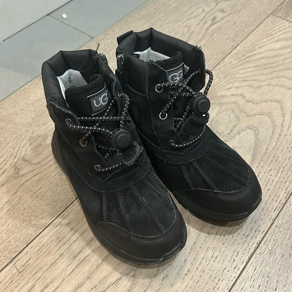 Barely worn kids UGG boots. Size 12